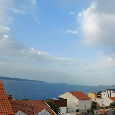 Nimaro Apartman, Okrug Gornji Apartman *