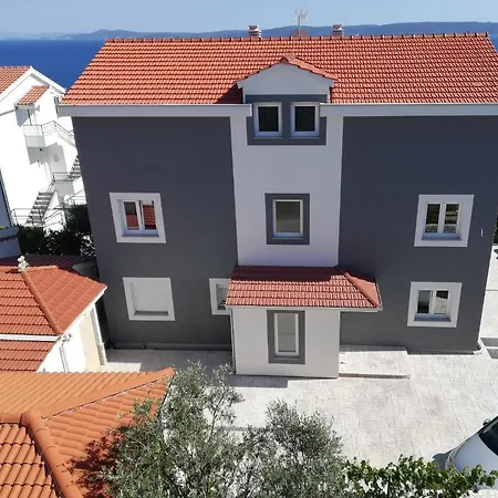 Апартаменты Nimaro Apartman, Okrug Gornji