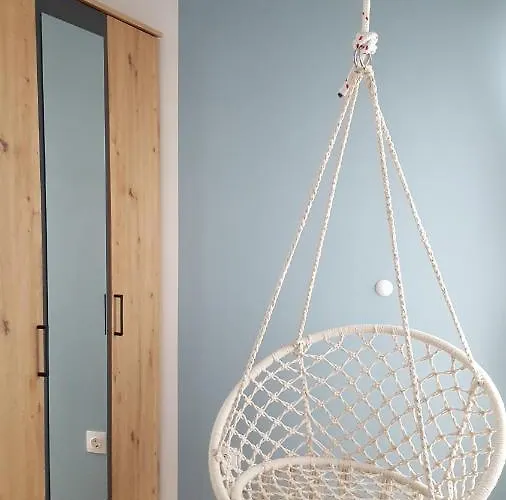 Nimaro Apartman, Okrug Gornji