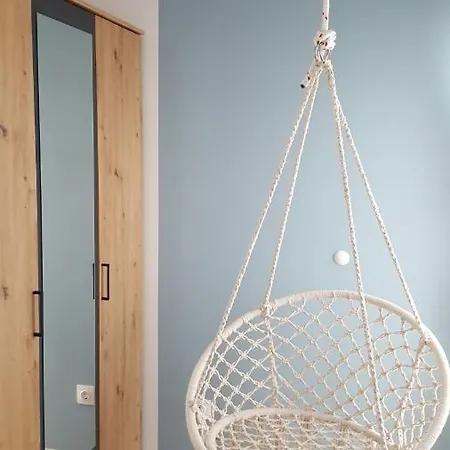 Nimaro Apartman, Okrug Gornji