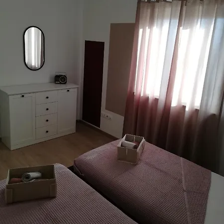 Nimaro Apartman, Okrug Gornji *