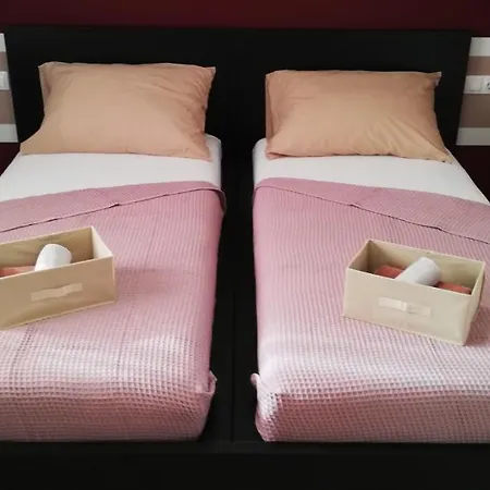 Apartament Nimaro Apartman, Okrug Gornji