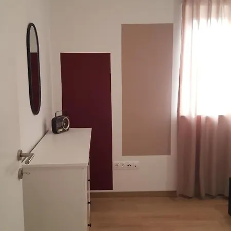 Nimaro Apartman, Okrug Gornji *